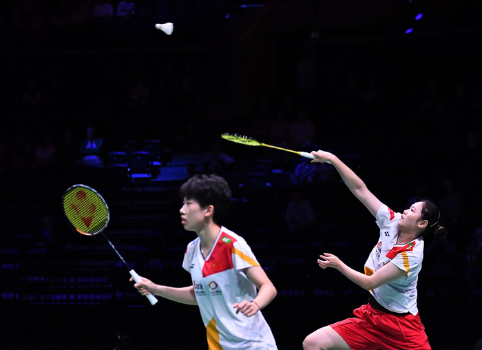 并努力在国 并努力在国