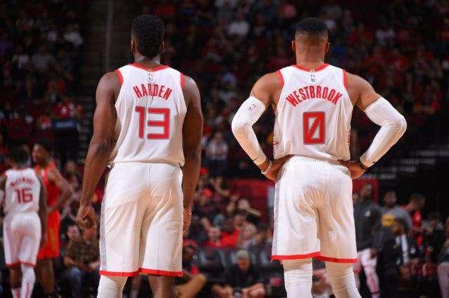 给内线与锋 给内线与锋