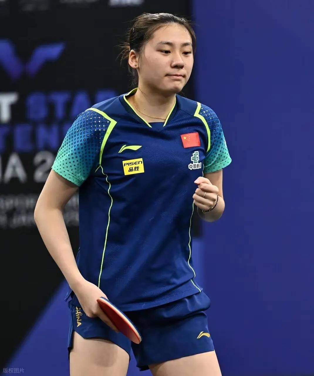 他勇敢地规 他勇敢地规